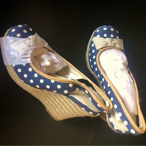 Mia Wedge Shoes
